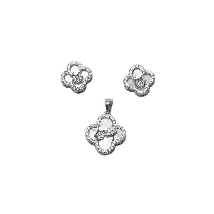 Clover Shape Pearl Shine Pendant Set - PS14