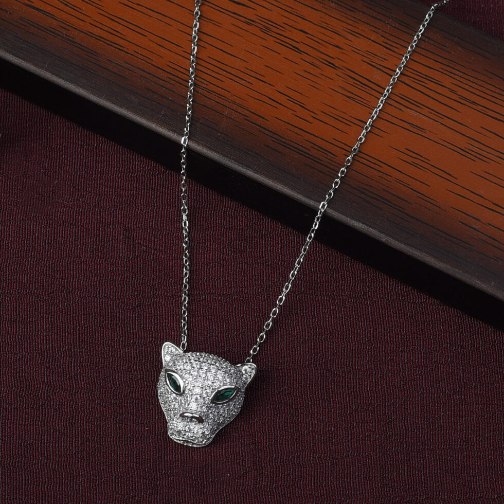 Fashionable Leopard Head Pendant - NP14