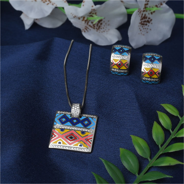 Trendy Ethnic Multicolor Pendant Set - PS08