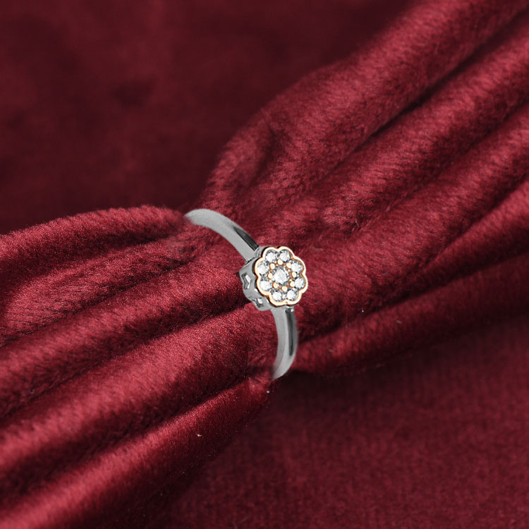 Diamond flower Engagement ring - RG19