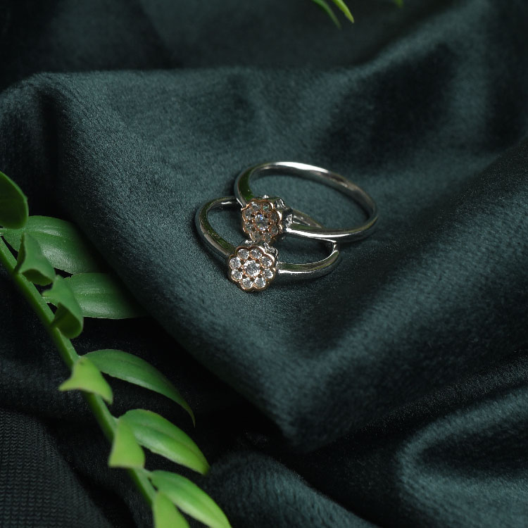 Diamond flower Engagement ring - RG19